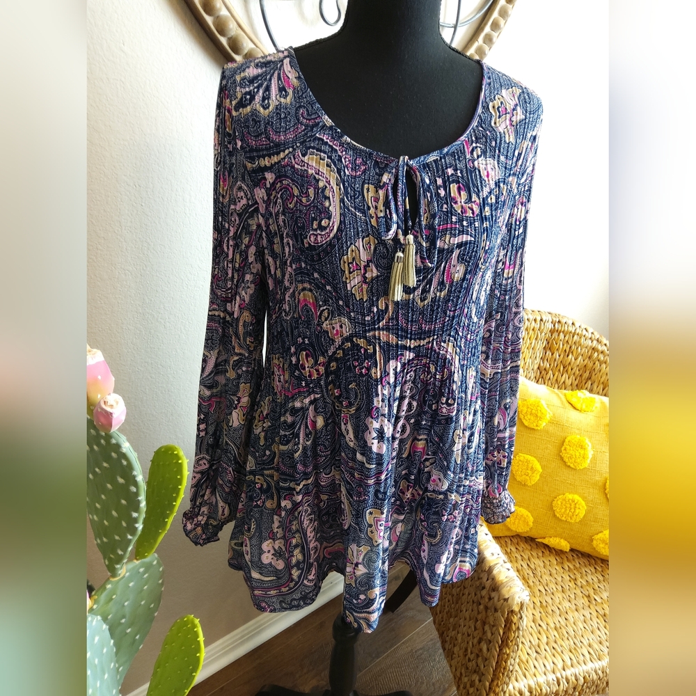 Melissa Paige Navy Paisley Long-Sleeve Peplum Tunic with Tassel Tie - Picture 4 of 10
